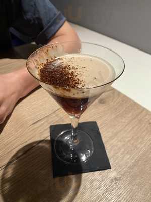 Why Not Cocktail Bar