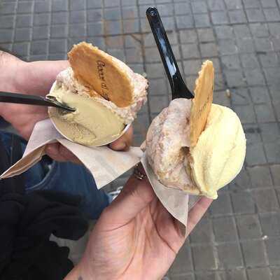 Gelateria Gocce Di Latte