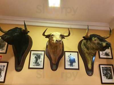 Mesones Del Serranito