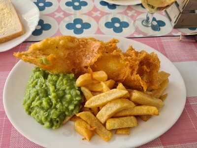 Ray's 2 Fish And Chips