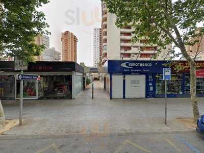 Ray's 2 Fish And Chips