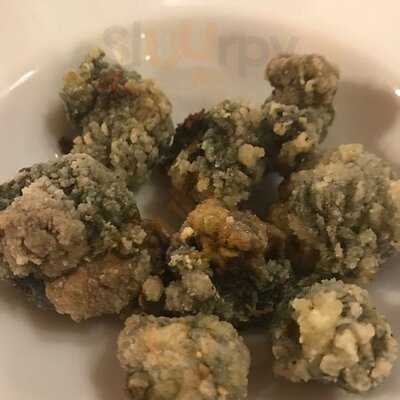 El Peix Que Es Mossega La Cua