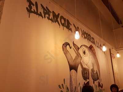 El Peix Que Es Mossega La Cua