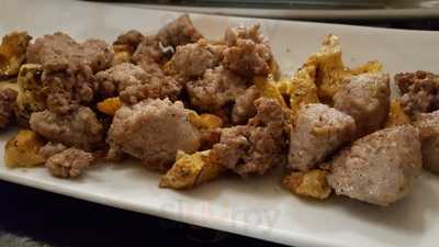 El Peix Que Es Mossega La Cua