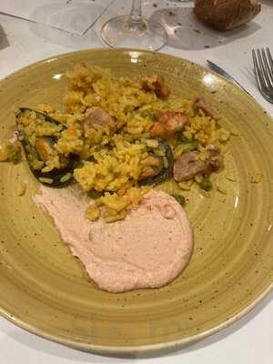 La Taberna De Los Mundos