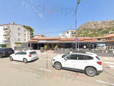 Burger Rostisseria Hot Dog Poke Bowls Ananas
