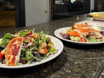 Burger Rostisseria Hot Dog Poke Bowls Ananas
