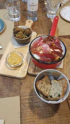 Paprika Natural Bistro