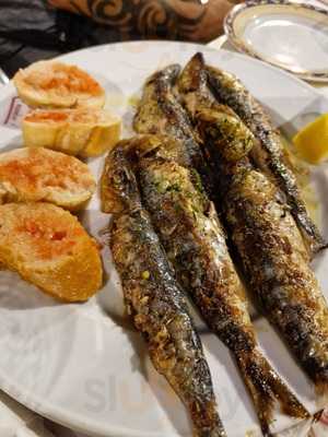 La Caseta De Les Tres Bessones