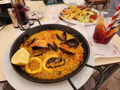 La Caseta De Les Tres Bessones