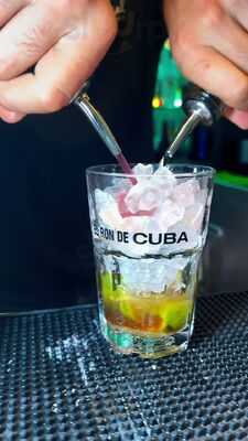 Daniel's Lounge Bar & Cocktails