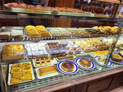 Pasteleria López Mezquita