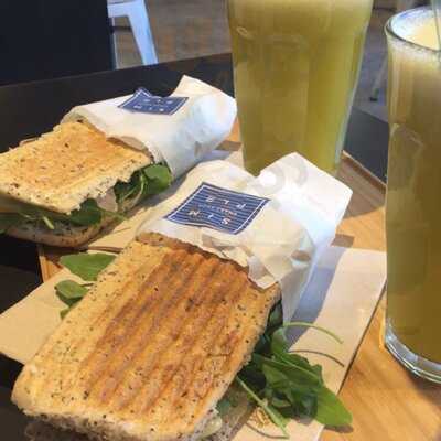 Simple Smart Food Bar Santa Catalina