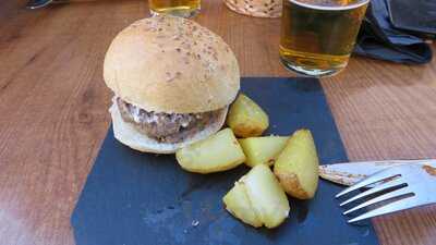 Cachito Mas Que Tapas