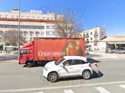 Cachito Mas Que Tapas