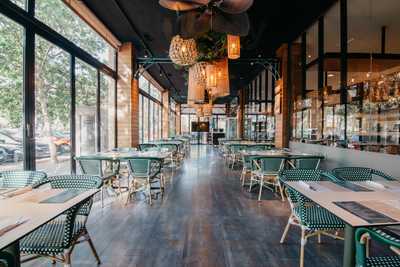 La Cueva De 1900 - Torre De La Pólvora, 1