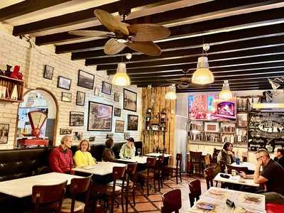 Bar Restaurante El Puente