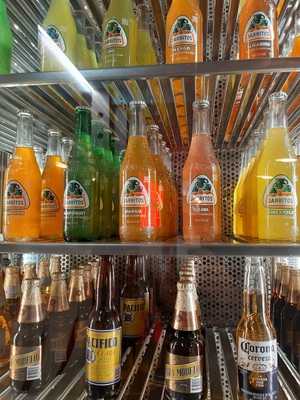 La Hermandad Taquería