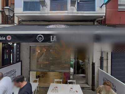 La Hermandad Taquería