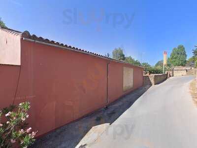 La Cascada Restaurante & Bar