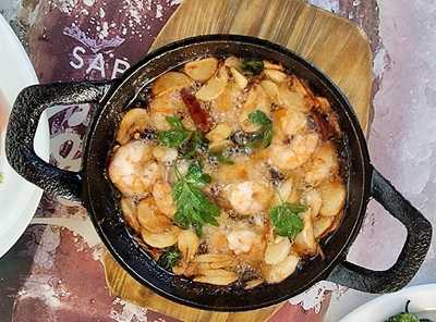 Mojo Y Cilantro Tapa - Bar