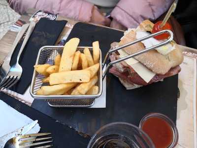 La Bella & La Bestia