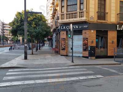 La Cueva De 1900 - Avda. Constitución, 39