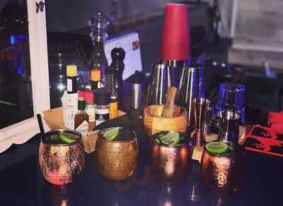 Danae - Drink, Eat & Love