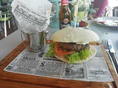 Dimmock's Healthy Burger