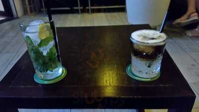 Santorini Club - Chill & Music