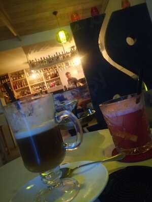 Santorini Club - Chill & Music