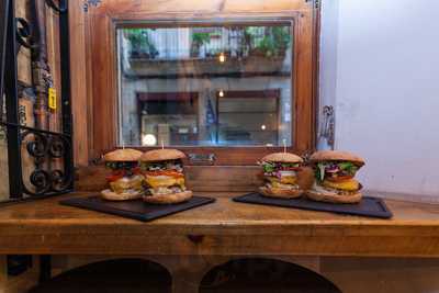 La Santa Del Born - Photo 7