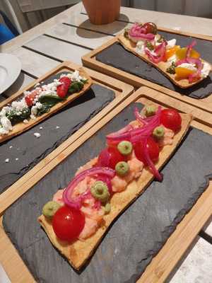 The Boat House - Photo 8