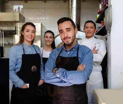 La Antigua Horno De Leña