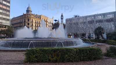 Dodo's Mediterrasian Restaurant