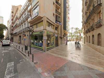 New Delhi Indian Restaurant - Photo 8