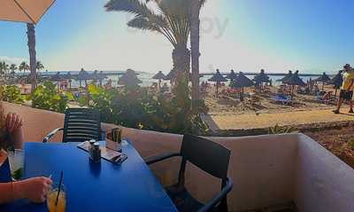 La Palapa Beach Club
