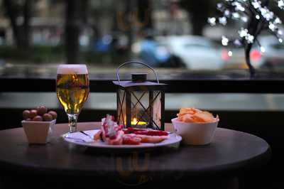 El Cauce Cánovas Tapas & Bar