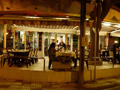 Lujo Restaurant Chino