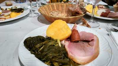 O Muiño Cafe, Restaurante