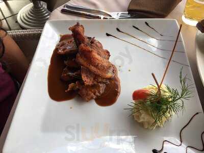 Divida Grill & Flambè