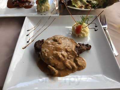 Divida Grill & Flambè