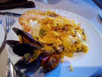 Divida Grill & Flambè