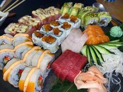 Kazoku Sushi Restaurant