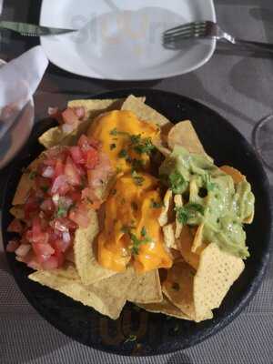 El Paso Bar & Restaurant