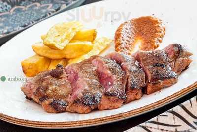 Araboka Casa De Vinos Y Comidas