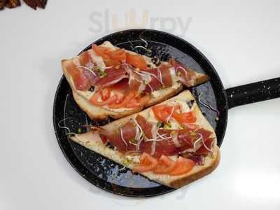 La Crème De La Crème