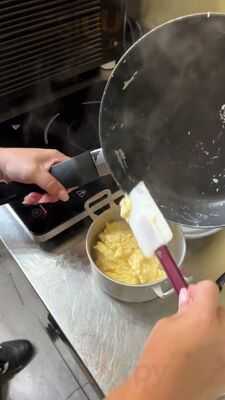 La Crème De La Crème