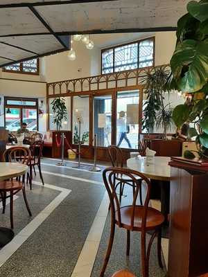 Can Joan De S'aigo (avenidas)