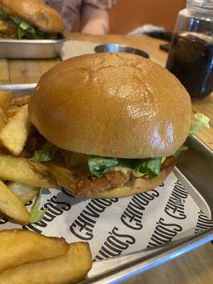 Chivuo's Slow Street Food & Craft Beer